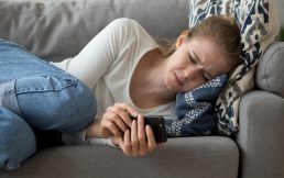 How to Find Out Who Is My BF Texting?